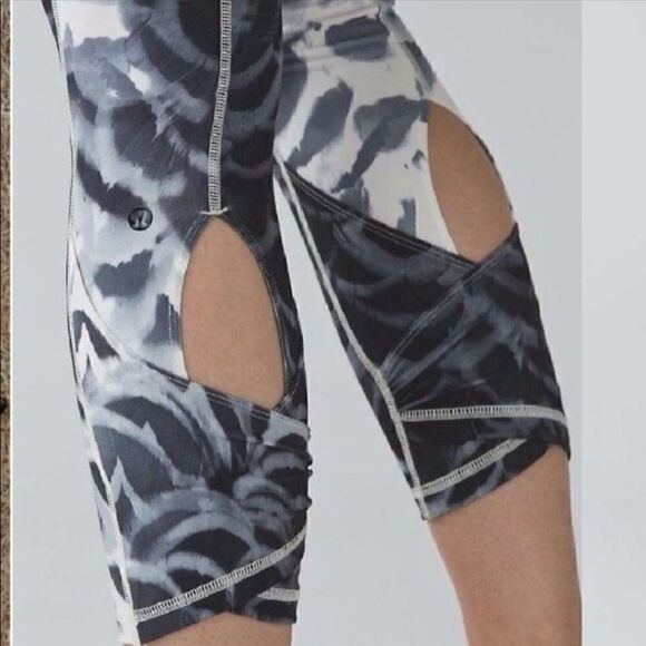 Lululemon Wunder Under Pant SE Dance Pretty Plume Angel Wing Black Women's Sz 4 - Picture 6 of 16